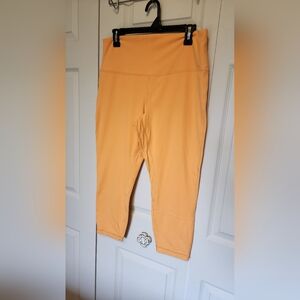 lululemon 🍋 Align HR Crop 23"